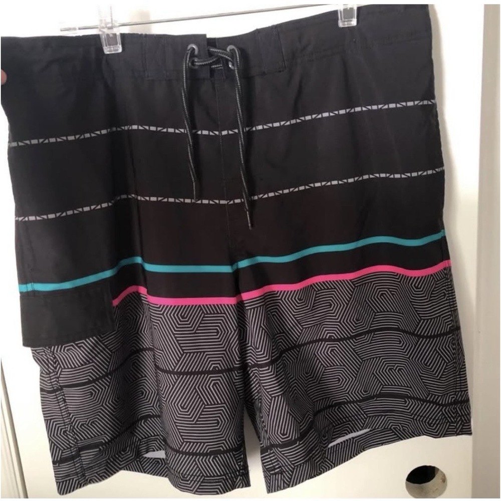 GEORGE Large (36"-38" Waist) Mens 8.5" Inseam E-Board Swim Trunks
